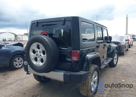 2013 Jeep Wrangler Unlimited Sahara из США, поврежденный, VIN 1C4BJWEG2DL549864